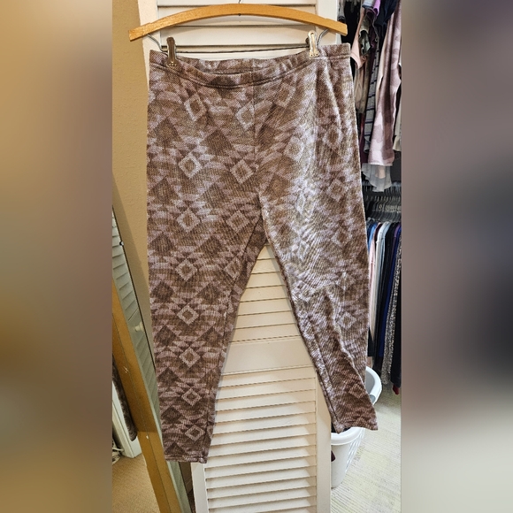 M/L Bottom Bundle - Picture 6 of 7